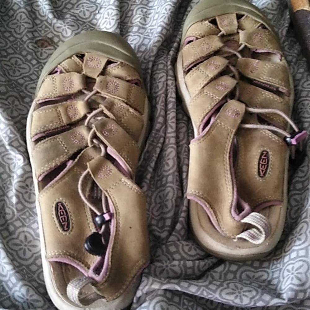 Keen closed toe women's sandals